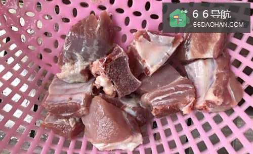 简单的家常菜红烧排骨做法