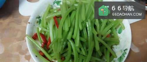 怎么做红椒山芋爪?