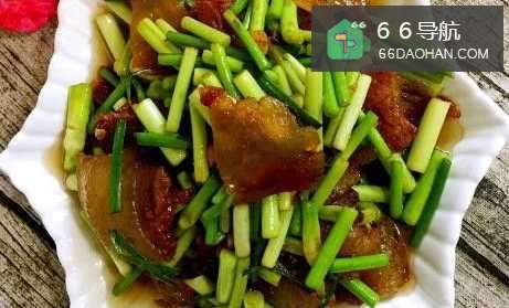 家庭蒜苔炒腊肉