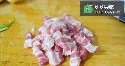 【土豆炖红烧肉】简单做法