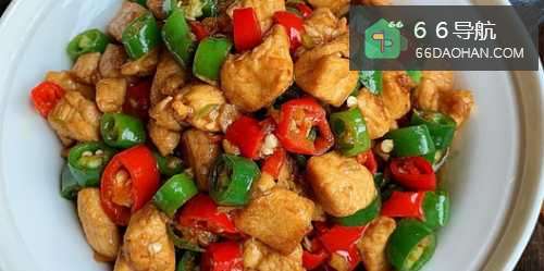 咸鲜可口的青红椒炒鸡丁