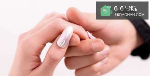 长得丑找不到男朋友怎么办?