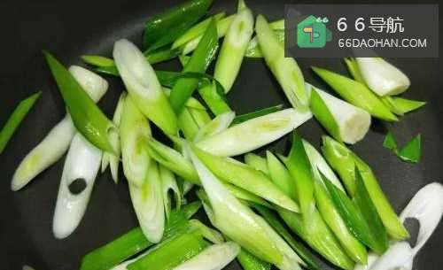 怎样做出家常菜系列之蒜苗炒猪肉