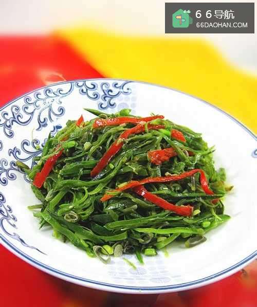 让人精力充沛家常菜——炒辣椒梅豆丝