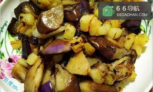 家常菜系土豆炒茄子