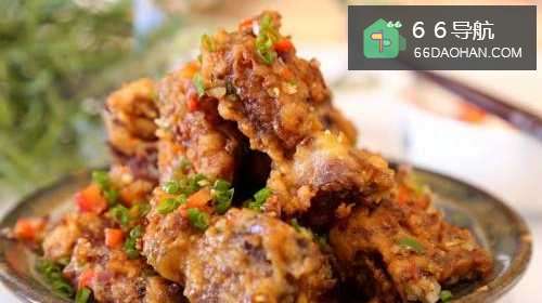 椒盐排骨的做法