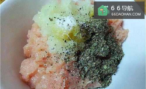 怎样做出家常菜系列之鸡肉香肠