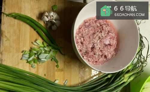 蒜苔炒肉末的做法