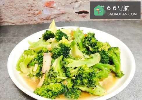 五花肉炒西蓝花的制作方法,三分钟包你学会!