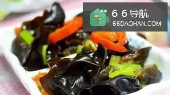 家常菜素炒木耳的做法