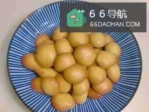 蛋黄溶豆的做法步骤