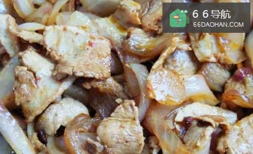 怎样炒洋葱回锅肉(手把手教你操作)