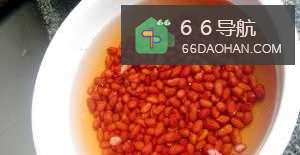 猪蹄汤怎么做适合冬天老人孩子都能吃