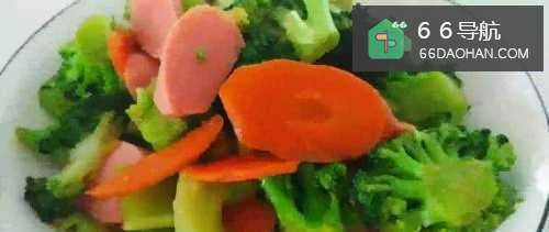 一道非常有营养价值的西兰花炒火腿肠