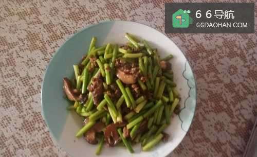 肉末炒蒜薹香菇的家常做法