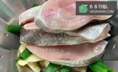 怎样做出家常菜系列之啤酒烧鱼