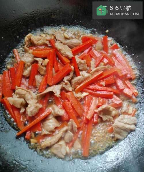 胡萝卜焖肉怎么做