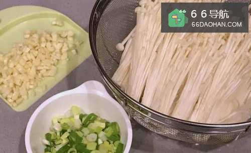 怎样做出家常菜系列之蒜香金针菇