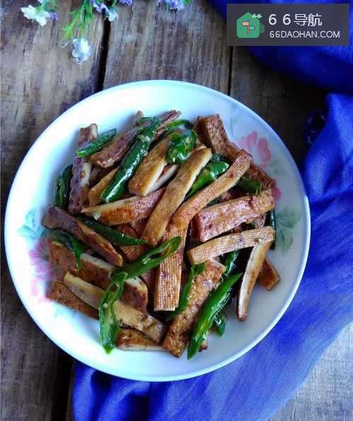 尖椒豆腐干-美味家常菜