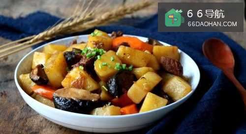家常土豆怎么炖才好吃又吃不胖?
