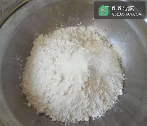 在家小白怎样不洗面做凉皮