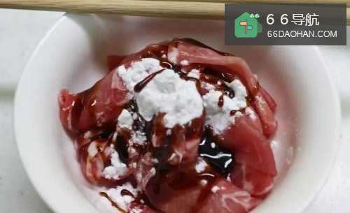 怎样做出家常菜系列之葱爆火锅猪肉片