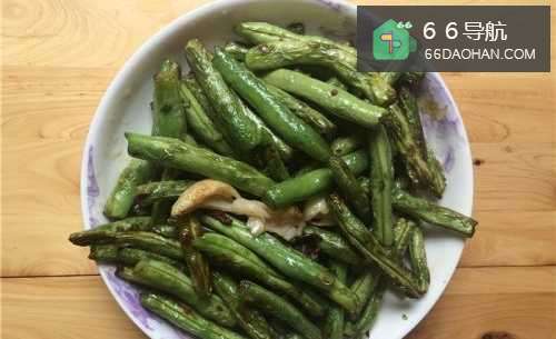 超简单家常菜之干煸四季豆