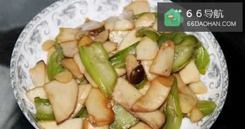 杏鲍菇炒丝瓜的做法