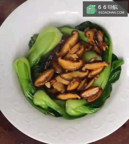 一道简单有营养的香菇扒油菜