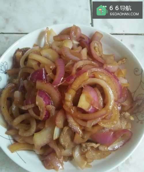 紫洋葱炒肉片怎么做
