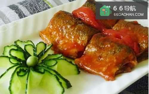 怎么制作一道美味茄汁秋刀鱼 ?