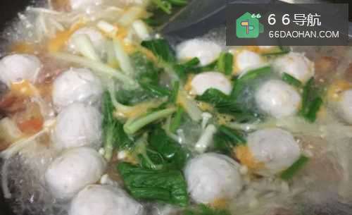 开胃番茄金针菇肉丸汤怎样做