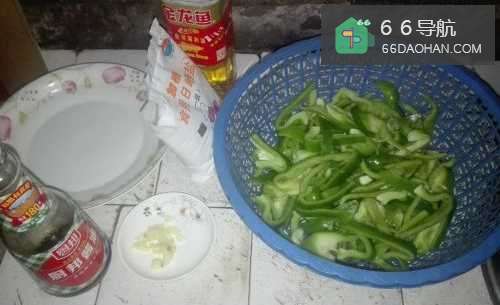 蒜炒青椒的做法