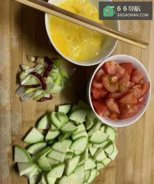 家常版本的西葫芦炒鸡蛋