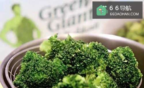 怎样做出家常菜系列之西兰花炒鸡肉