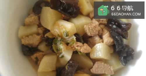 家常菜：萝卜烧肉的做法