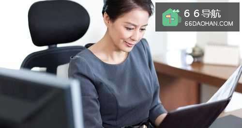 职场中怎么样跟女性领导相处？