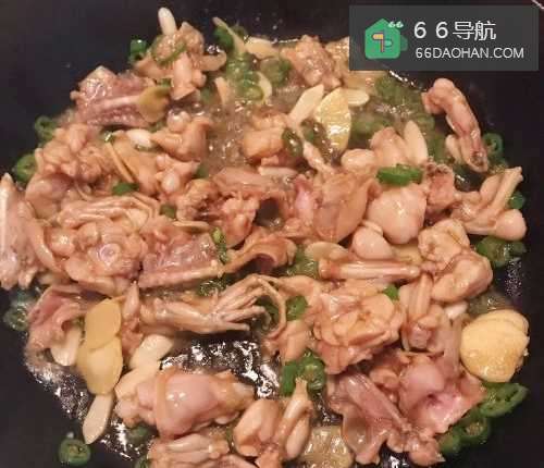 牛蛙棒骨米线的做法——牛蛙怎么做好吃?