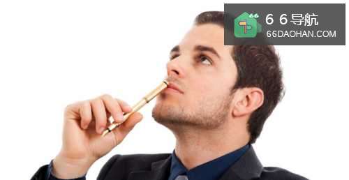 发现周围的人有自杀倾向应该如何做