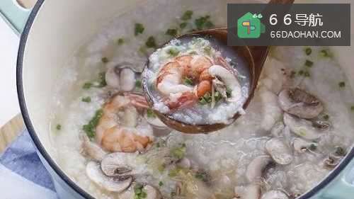 简单易学的鲜虾口蘑粥的家常做法