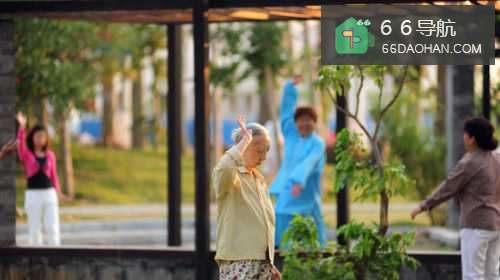 老人晨练需要注意什么