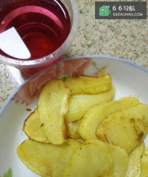 自制馋嘴小吃:炸土豆
