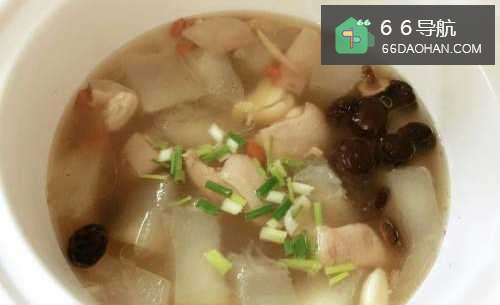 冬瓜猪蹄汤的做法