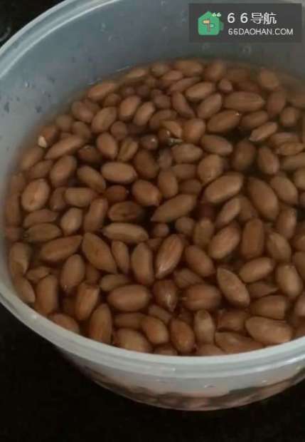 酒鬼花生的制作