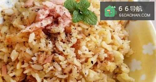 网红食谱:鲔鱼蛋炒饭