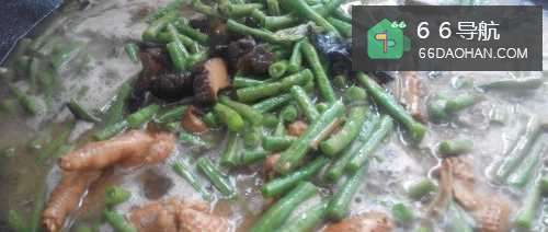 #美食#鸡块炖长豆角的家常菜做法