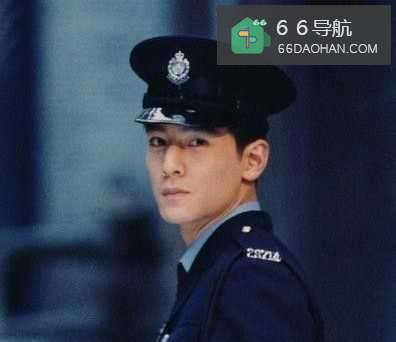 如何和男神熟起来