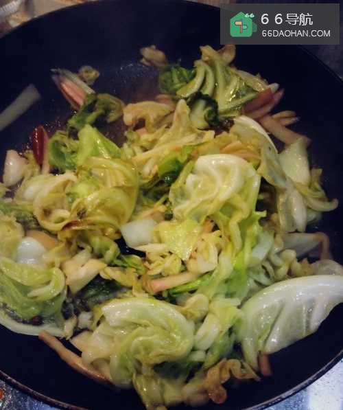 怎样炒酸辣味的圆白菜