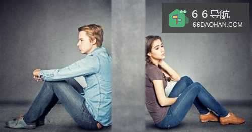 关于异地恋的坚持。