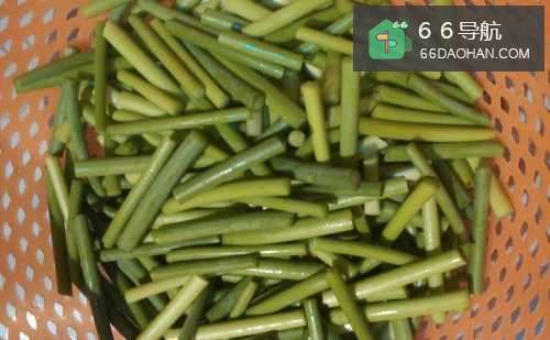 如何做家常菜——蒜心抄肉片